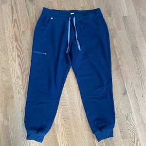 Figs Zamora jogger pants in Navy/ petite L